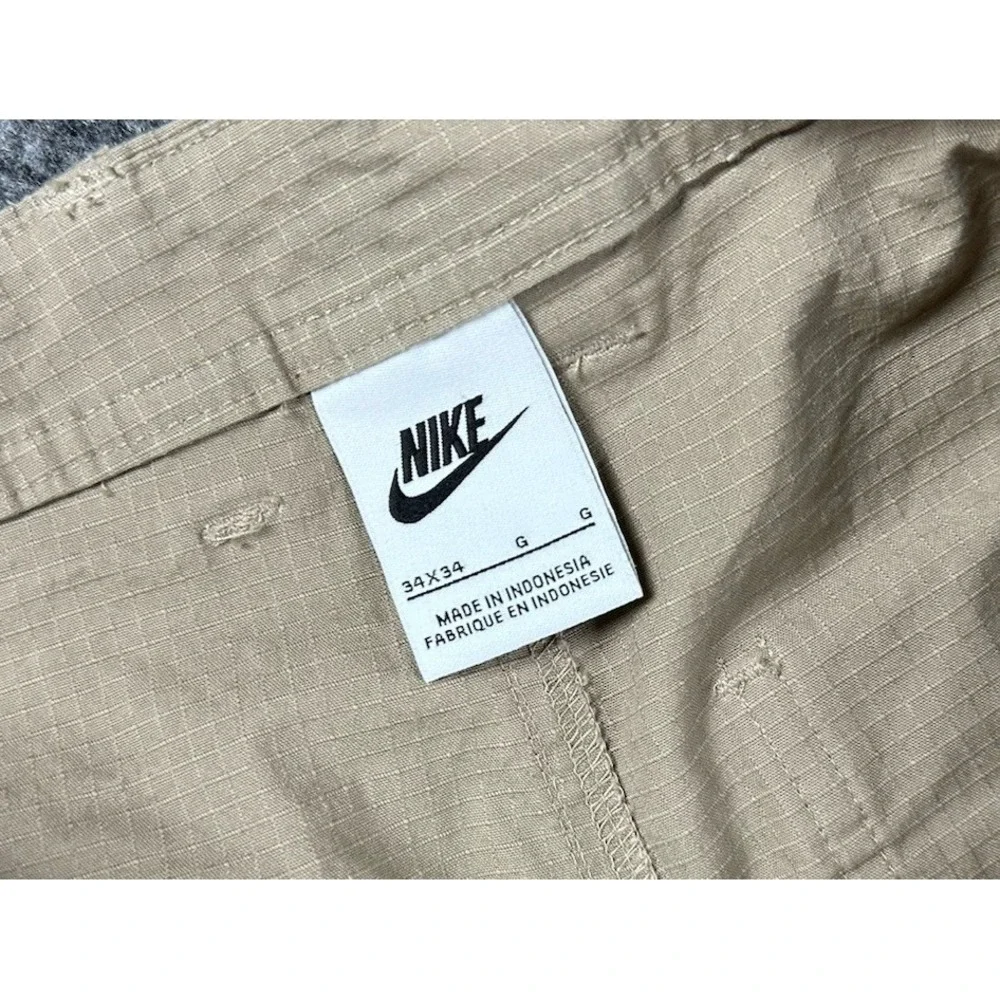 Nike Cargo Pants Mens 34 X 34 Beige Loose Fit Woven Ripstop Relaxed Baggy - Picture 6 of 10